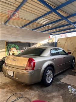 كرايسلر 300